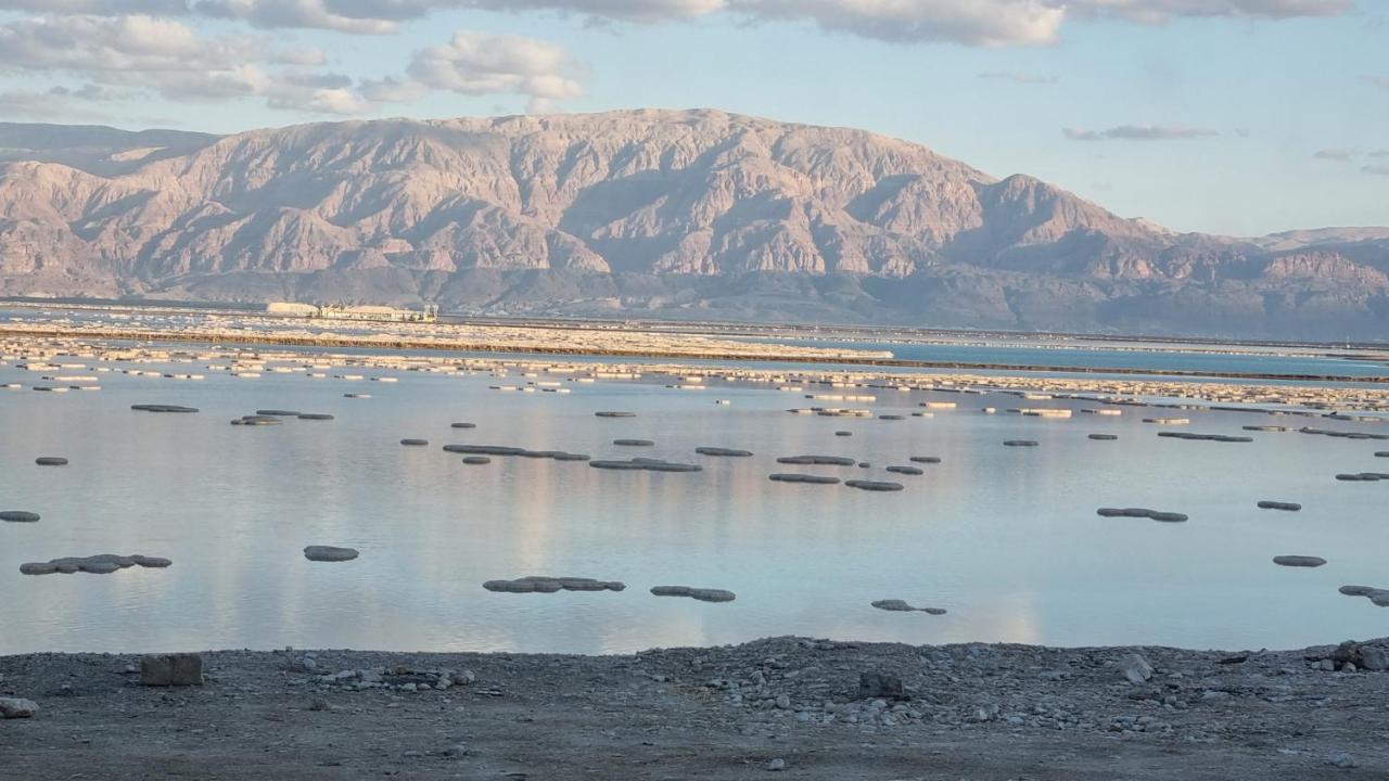 King Of The Dead Sea By Crown Apartment Neve Zohar Ngoại thất bức ảnh